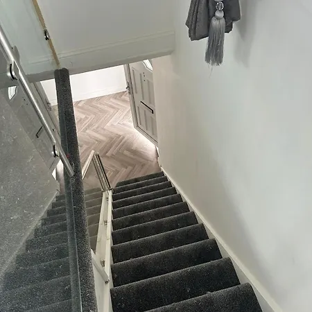 Florence House * Bradford (West Yorkshire)